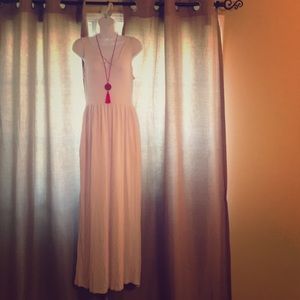 🌸White Maxi Dress🌸